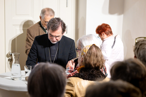 Buchpräsentation Für euch Bischof, mit euch Christ
