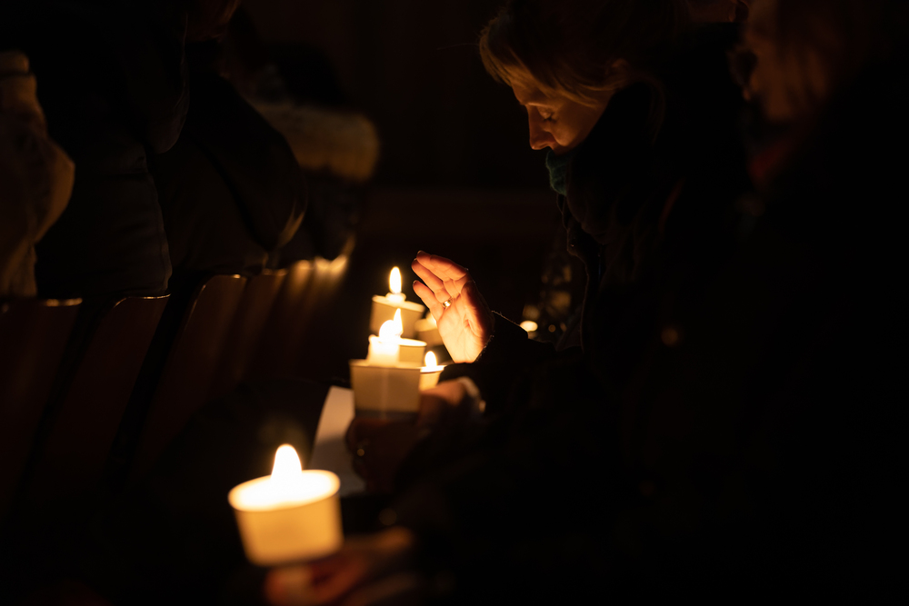 Rorate Messe bei Kerzenlicht
